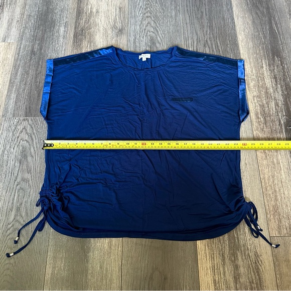 Navy Blue Women’s Plus Size Blouse Size 2x LAURA Plus - Picture 7 of 8